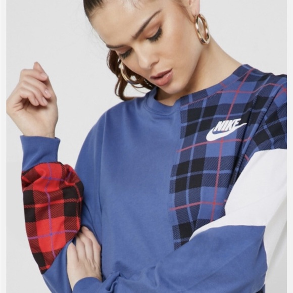 Nike Women's Tartan Patchwork Blue and Red Plaid cropped Sweatshirt - Picture 1 of 4
